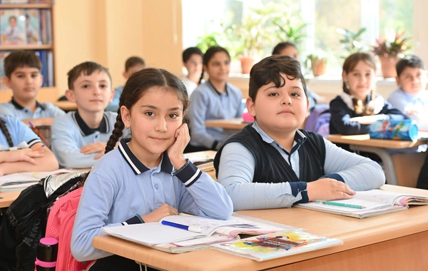 Lisey və gimnaziyalara şagirdlərin sənəd qəbulu başlayıb