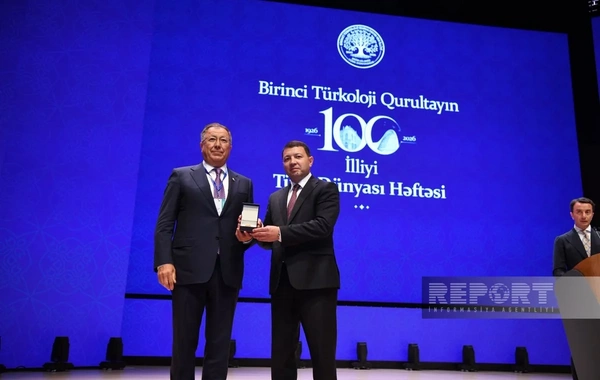Bir qrup alim "Birinci Türkoloji Qurultayın 100 illiyi (1926–2026)" xatirə nişanı ilə təltif edilib