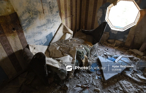 Sumqayıtın İnşaatçılar qəsəbəsində yerləşən baxımsız mədəniyyət evi