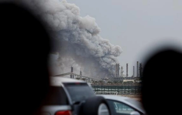 İran İsrail və ABŞ hərbi obyektlərinə hücum etdiyini açıqlayıb