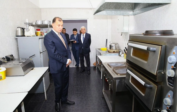 AHİK sədri qurumun Əmək və Sоsial Münasibətlər Akademiyasında tədrisin vəziyyəti ilə maraqlanıb