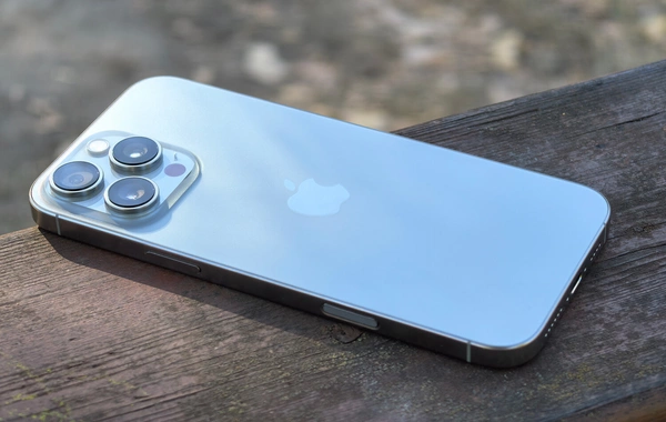 iPhone telefonlarının qiyməti 3 dəfə BAHALAŞA BİLƏR