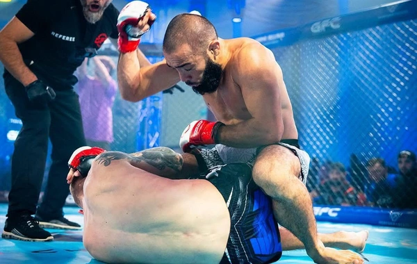 Alim Nəbiyev MMA-də növbəti qələbəsini qazanıb, rəqibini 1-ci raundda nokaut edib Alim Nəbiyev MMA-də növbəti qələbəsini qazanıb, rəqibini 1-ci raundda nokaut edib