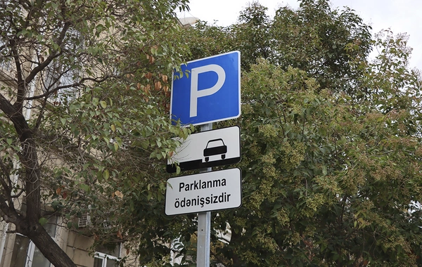 Binəqədidə parklanma PROBLEMİ: Hər dəfə bu yoldan istifadə edəndə çətinlik çəkirik - VİDEO