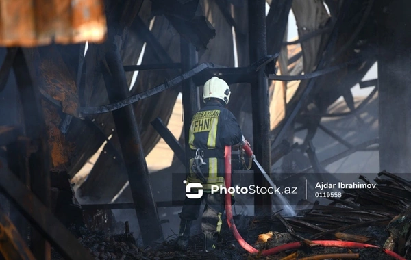 Gədəbəydə yeddiotaqlı ev yanıb