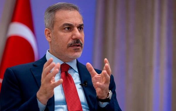 Hakan Fidan Suriyadakı münaqişələrə qısa zamanda son qoymağa çağırıb