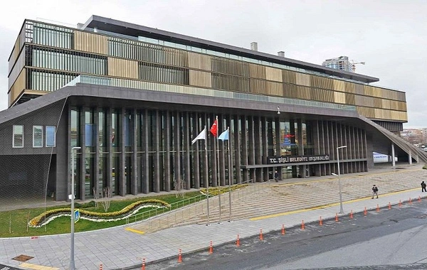 Azərbaycanlı müğənninin həyat yoldaşı vəzifəli şəxs imiş