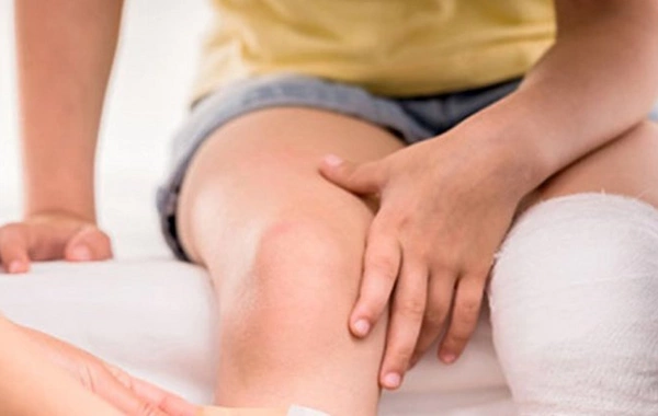 Valideynlərə xəbərdarlıq: Uşaqlarda travmaların ağır fəsadları ola bilər - Mütəxəssisdən İZAH