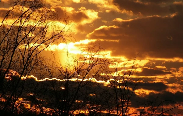 Yer kürəsini yazın ilk maqnit qasırğası bürüdü