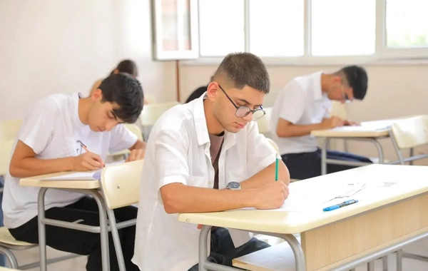 II və III ixtisas qrupları üzrə qəbul imtahanı keçirilib