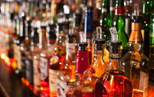 "Alkoqollu içkilərin pərakəndə satışına dair minimum qiymətin müəyyən edilməsi Qaydası" təsdiqlənib