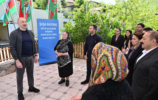 Prezident İlham Əliyev Şuşanın Böyük Qaladərəsi kəndində görülən işlərlə tanış olub, sakinlərlə görüşüb