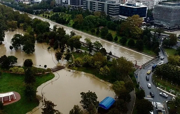 İstanbulda seldə ölənlərin sayı 3-ə çatdı