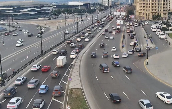 Bakının bu yollarında sıxlıq var