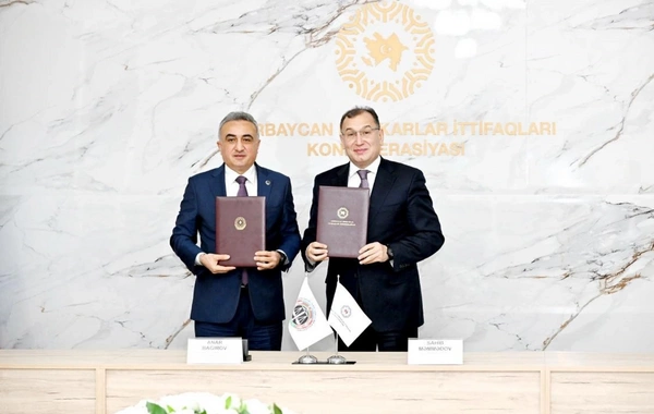 AHİK Vəkillər Kollegiyası ilə Əməkdaşlıq Memorandumu imzalayıb