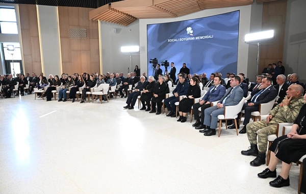 Prezident İlham Əliyev Xocalı Soyqırımı Memorialının açılışında iştirak edib