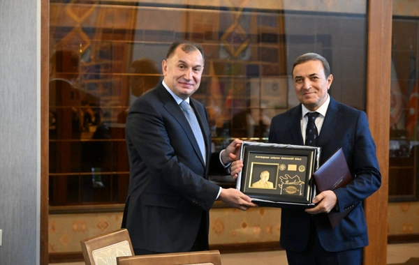 Layiqli Əmək Səfirləri ilə görüş keçirilib
