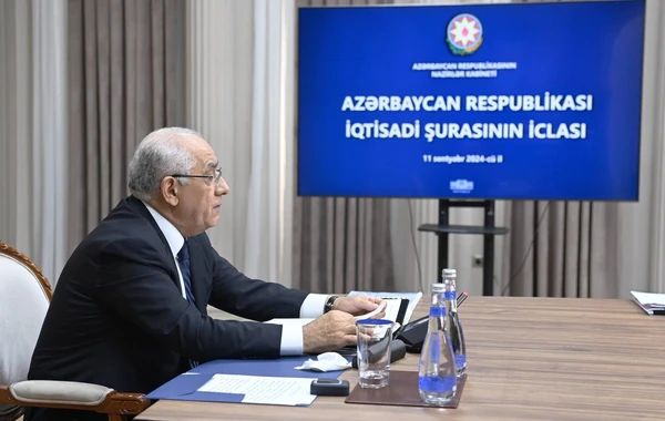 İqtisadi Şura 2025-ci və növbəti 3 il üzrə büdcə layihələrini müzakirə edib