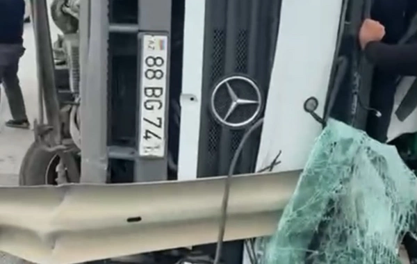 Bakı-Qazax avtomobil yolunda ağır qəza - 3 nəfər ölüb