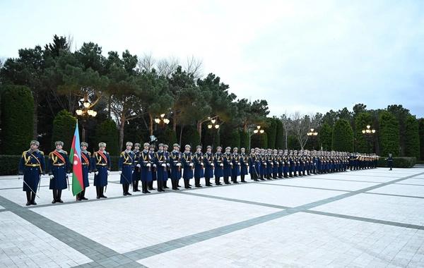 ABŞ-nin Vitse-prezidentinin rəsmi qarşılanma mərasimi olub