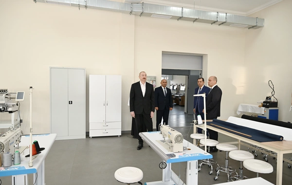 İlham Əliyev Lənkəran Dövlət Peşə Təhsil Mərkəzinin açılışında iştirak edib