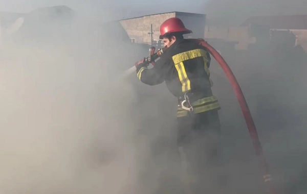 Bakıda evdə YANĞIN