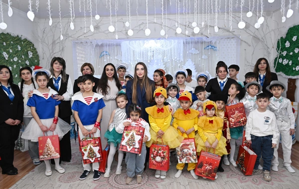 Leyla Əliyeva və Alena Əliyeva Gəncədə uşaq evində olublar