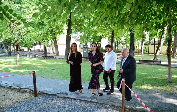 Leyla Aliyeva familiarized herself with the works being carried out in the Muhammed Fizuli Park in the city of Sheki