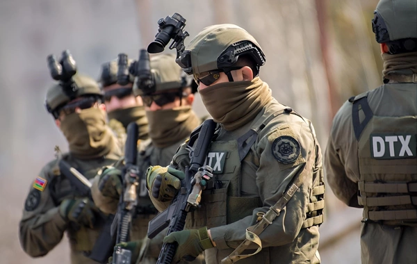 Saxlanılan icra başçısının qızı hakimdir