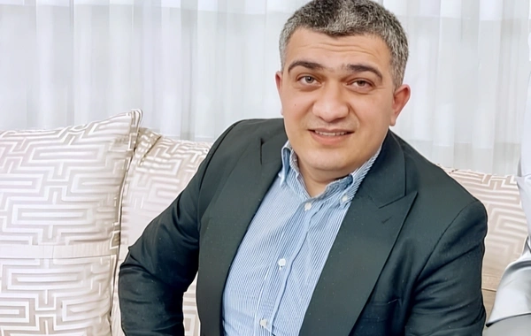 Əbdül Xalid: "İnsanlar bir müddət birlikdə yaşayır, sonra ailə qururlar"