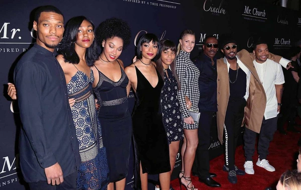 10, 12, 14 övladı olan DÜNYA MƏŞHURLARI