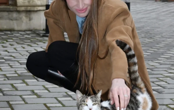 Leyla Əliyeva və Alyona Əliyeva Cümə məscidini ziyarət ediblər