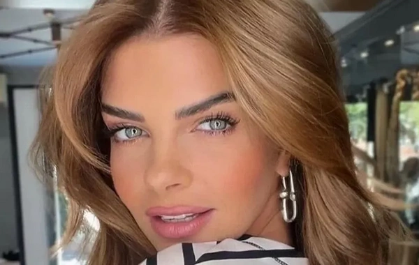 Pelin Karahan Ən Gözəl Göz mükafatı aldı