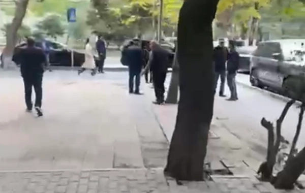 In Baku, a section of road that was turned into a parking area by restaurants has been cleared