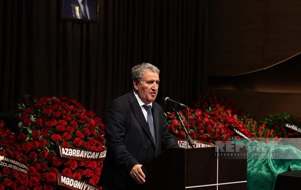 Xalq şairi Nəriman Həsənzadə ilə vida mərasimi keçirilib