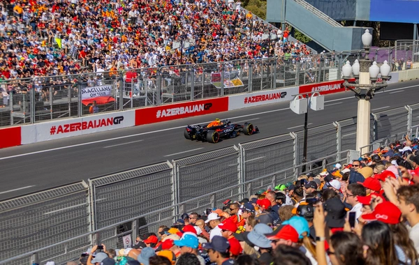 Azərbaycanda keçiriləcək "Formula-1" Qran-prisi üçün yeni tribunalar salınacaq