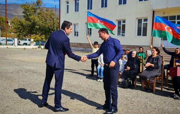Xocalının Təzəbinə kəndində ailələrə evlərinin açarları təqdim olunub
