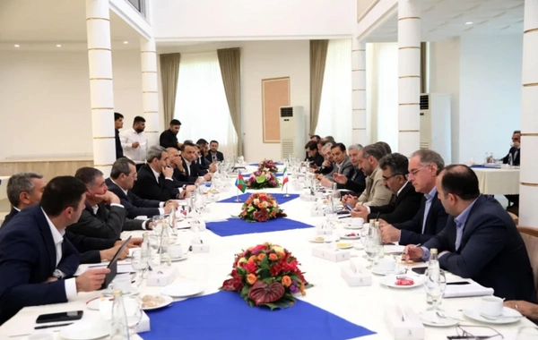 Azərbaycan və İranın dəmir yolu rəsmiləri Astara Terminalındakı tikinti işi ilə tanış olub