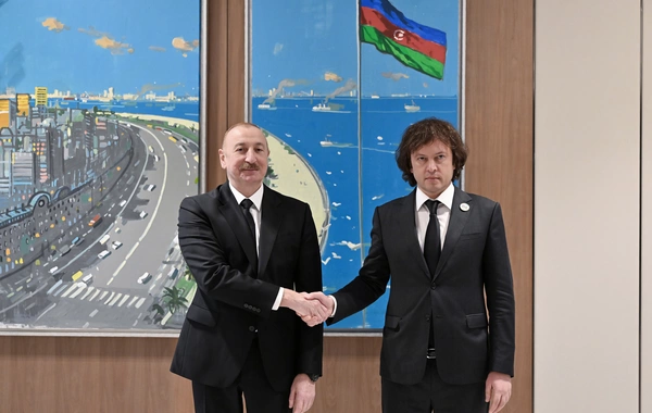 İlham Əliyevin Gürcüstanın Baş naziri ilə görüşü olub