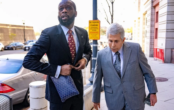 Məşhur reper Barak Obamaya görə 14 il həbs cəzası aldı