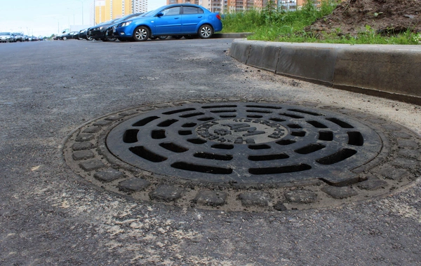 Bakıda yollar üçün yeni lük qapaqları ALINACAQ