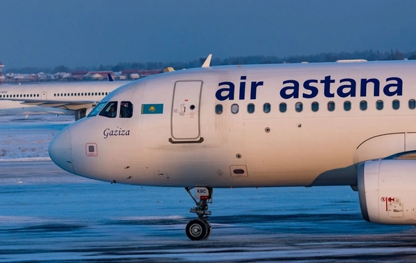 Самолет компании Air Astana экстренно сел в Актау