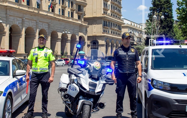Polis Günündə də post başında – Bakının küçələrindən diqqətçəkən FOTOLAR