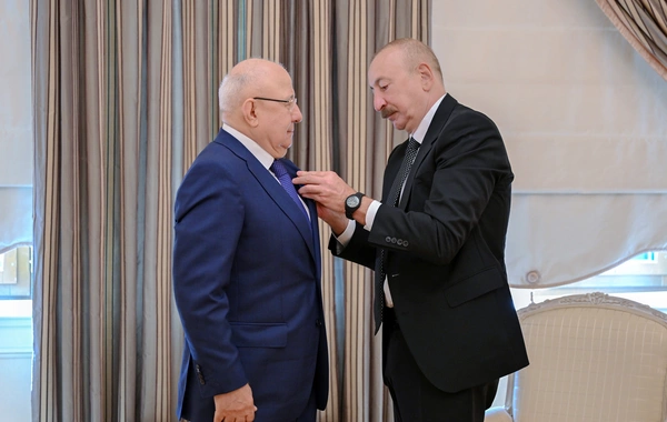 Prezident İlham Əliyev Dağıstanın tanınmış ictimai-siyasi xadimi Qurban Qurbanova Dostluq ordenini təqdim edib