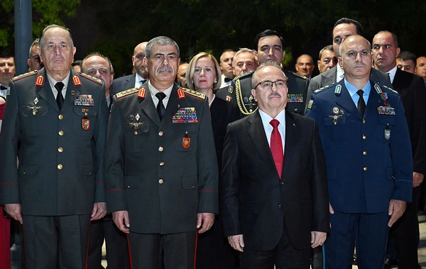Bakıda Türkiyənin Zəfər Bayramı və Silahlı Qüvvələr Gününün 104-cü ildönümü münasibətilə tədbir keçirilib