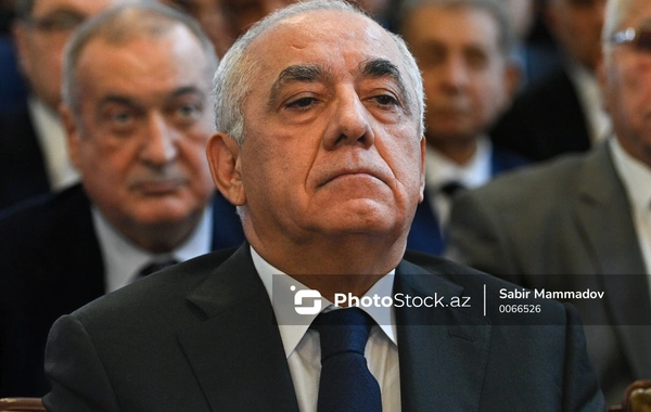 Baş nazir Əli Əsədov İstanbul Sənaye Palatası İdarə Heyətinin sədri ilə görüşüb