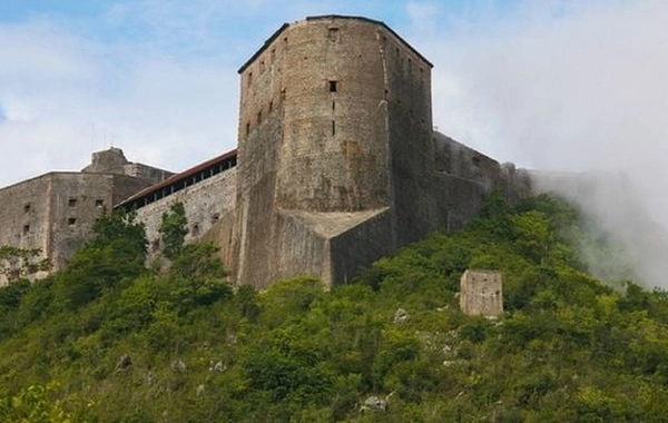 Haitidə tarixi qalada izdiham: 30 nəfər öldü
