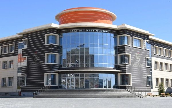 Bakı Ali Neft Məktəbinin 34 məzunu xarici təhsil Dövlət Proqramına qəbul olunub