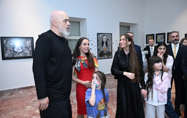 Leyla və Arzu Əliyevalar Tiranada MAMA "Ana təbiət" beynəlxalq incəsənət sərgisinin açılışına qatılıblar