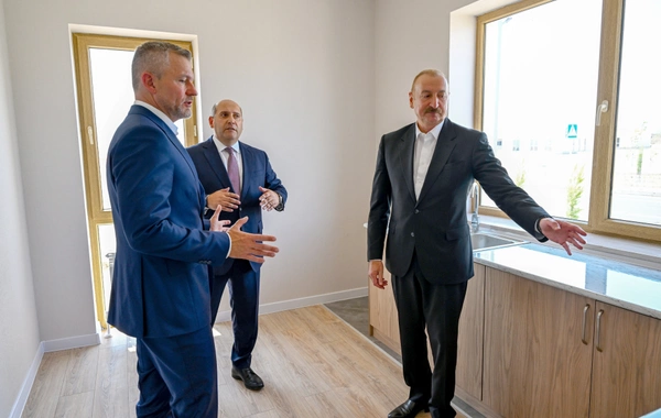 Azərbaycan və Slovakiya prezidentləri Ağdamın Baş Qərvənd kəndində görülən işlərlə tanış olublar